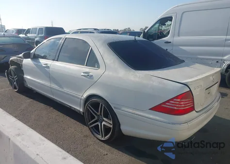 2003 Mercedes-Benz S 600 z USA, uszkodzony, nr VIN WDBNG76J63A344813
